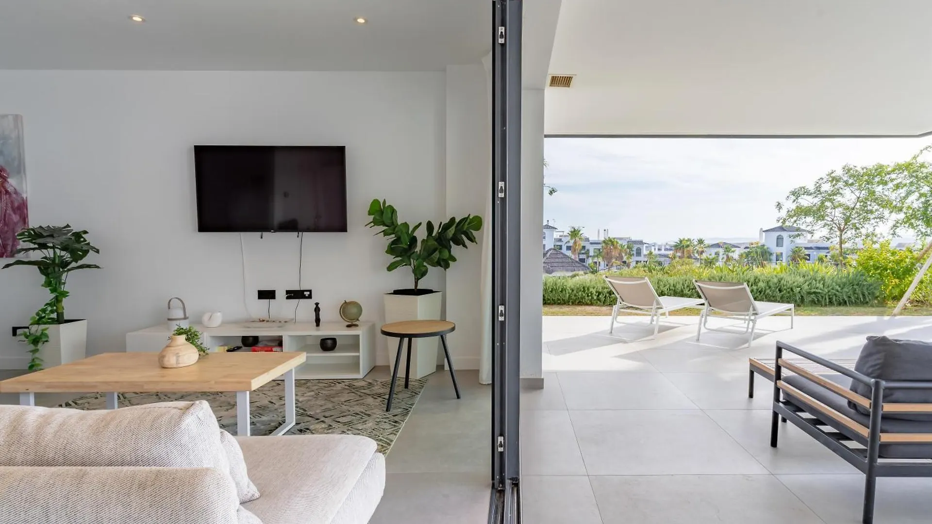 Lux Ground Floor Apt In Mirador Estepona Apartment