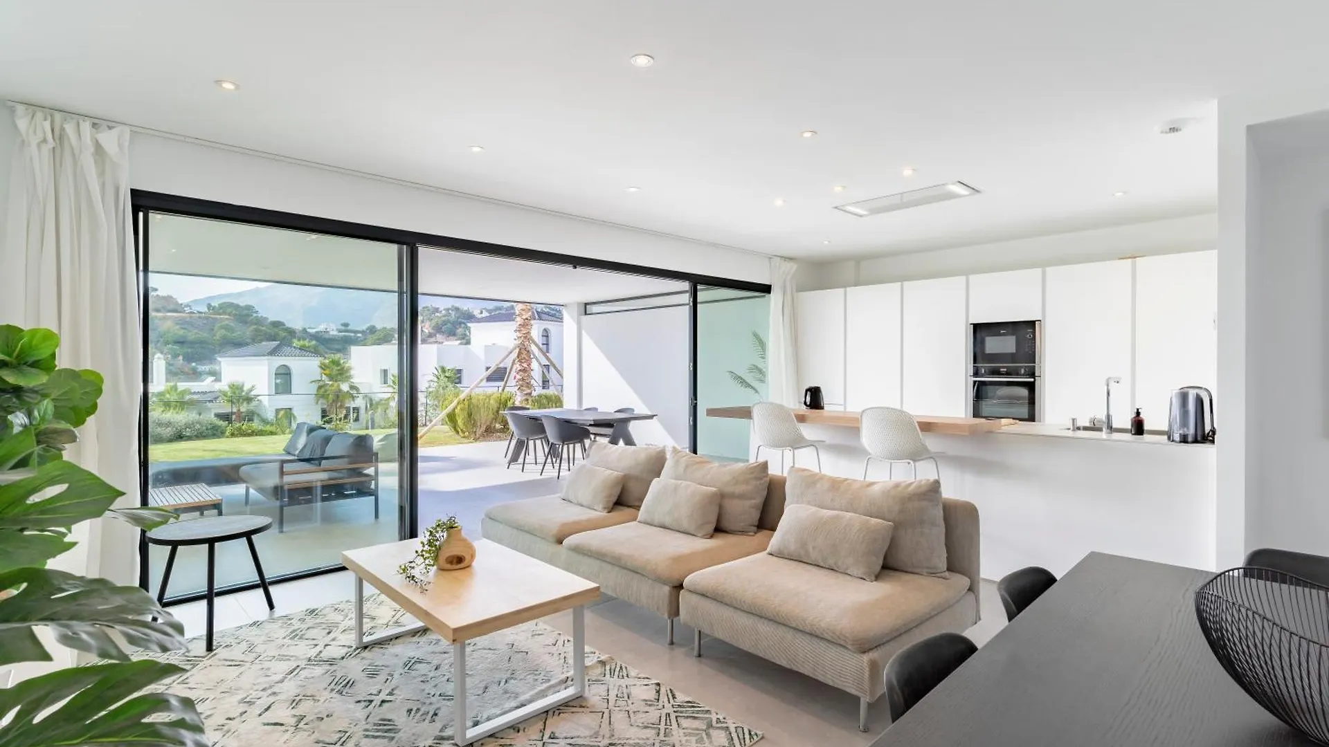 Lux Ground Floor Apt In Mirador Estepona 0*,